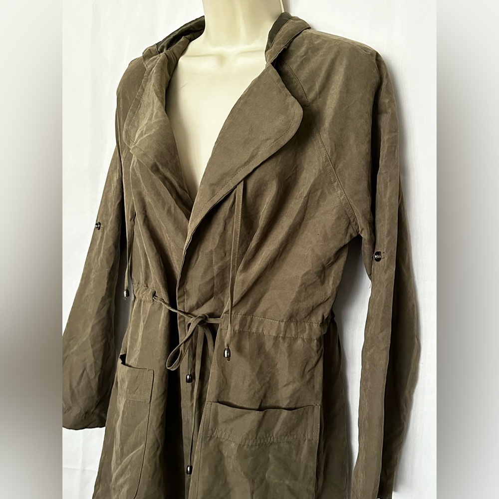 NWOT Bajee Collection Woman's Lightweight Jacket Size S